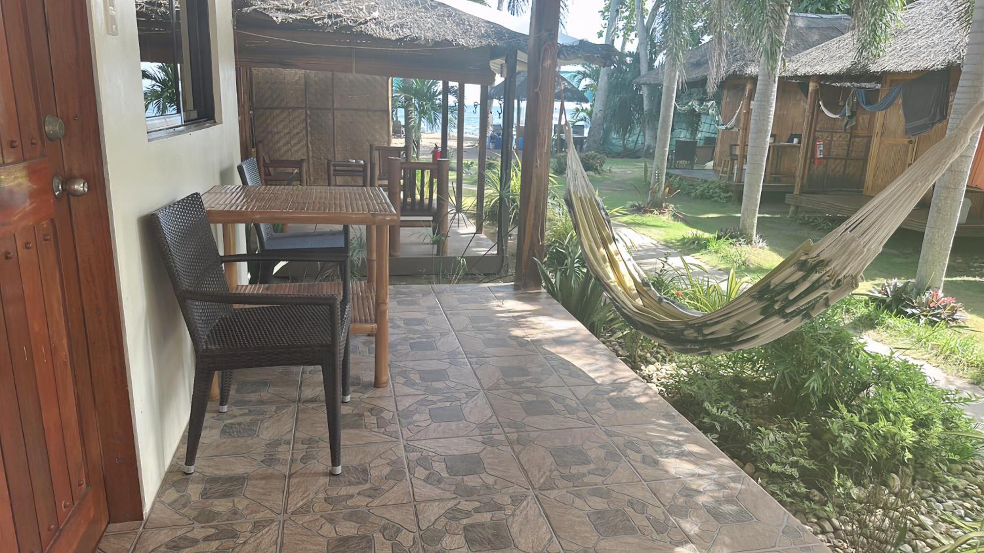 Aivymaes Divers Resort Dauin Extérieur photo