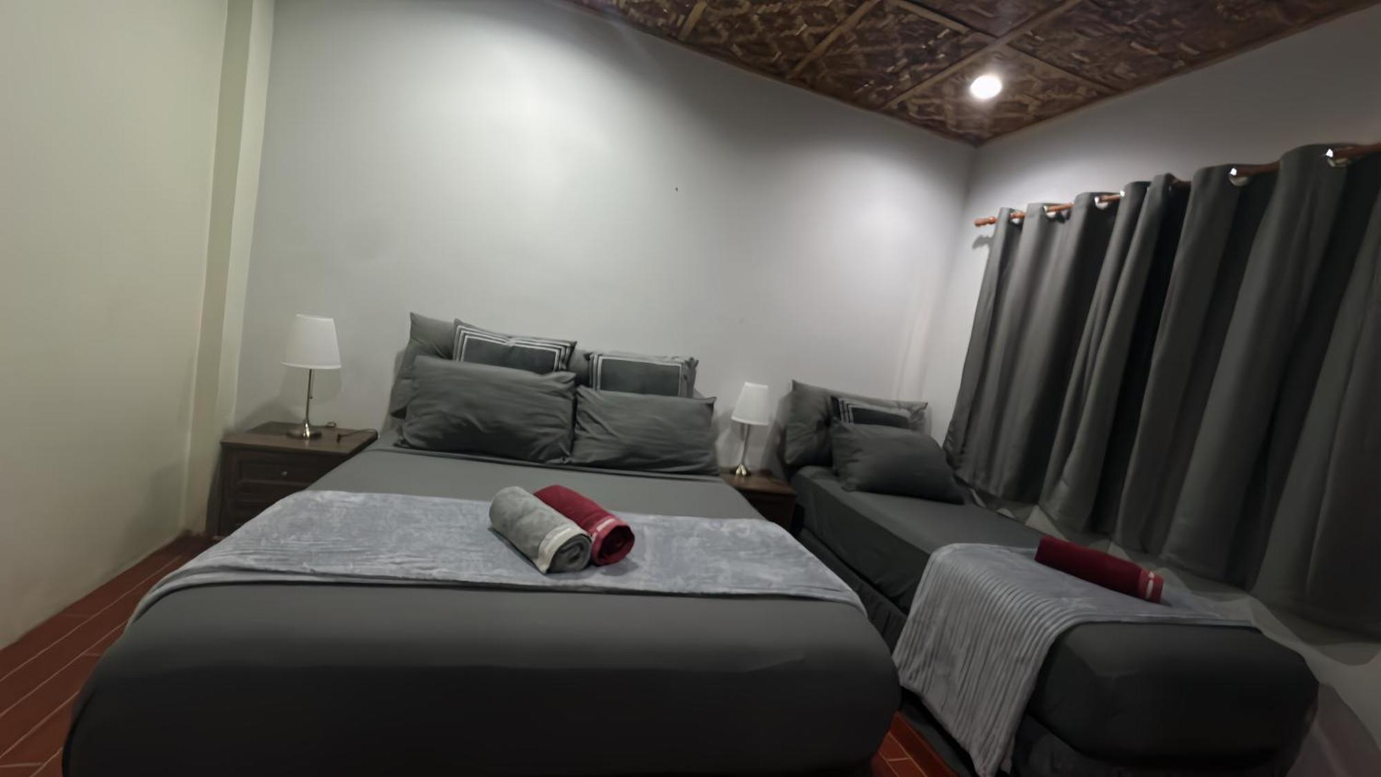 Aivymaes Divers Resort Dauin Extérieur photo
